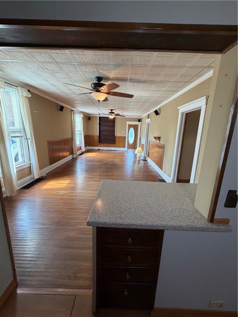 316 West Street Property Photo 5
