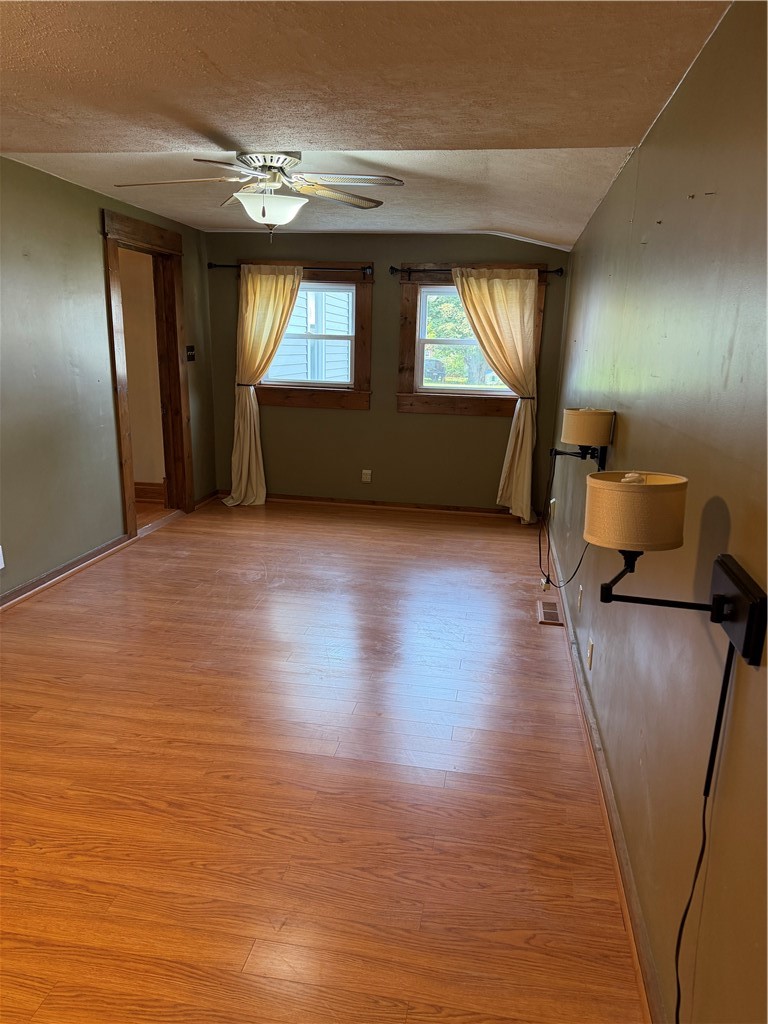 316 West Street Property Photo 15