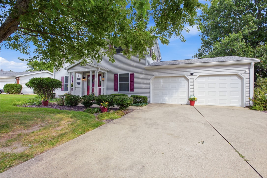 2609 5th Street Property Photo 2