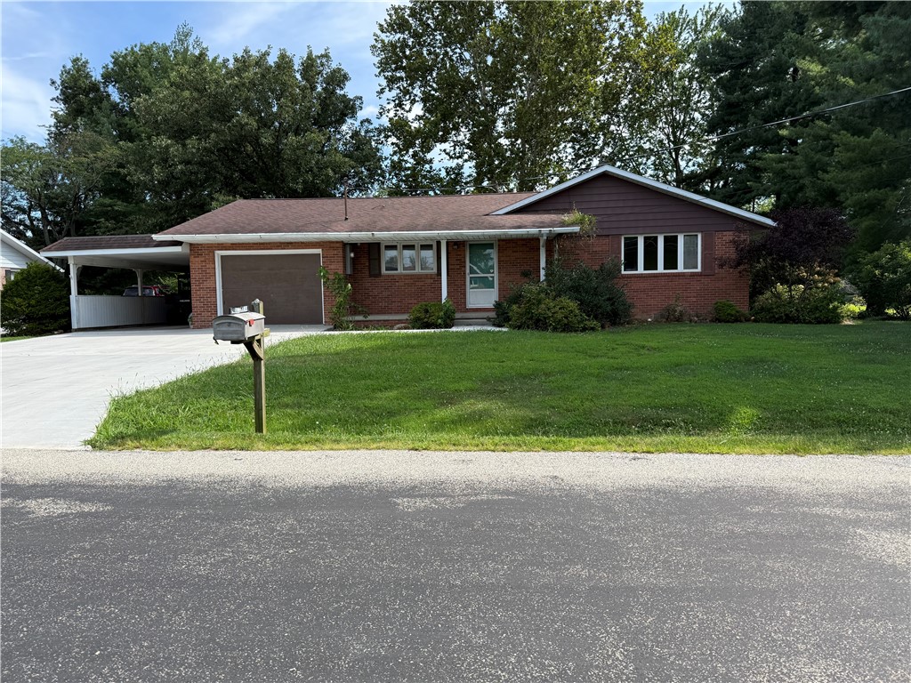 13 Hillcrest Drive Property Photo 1
