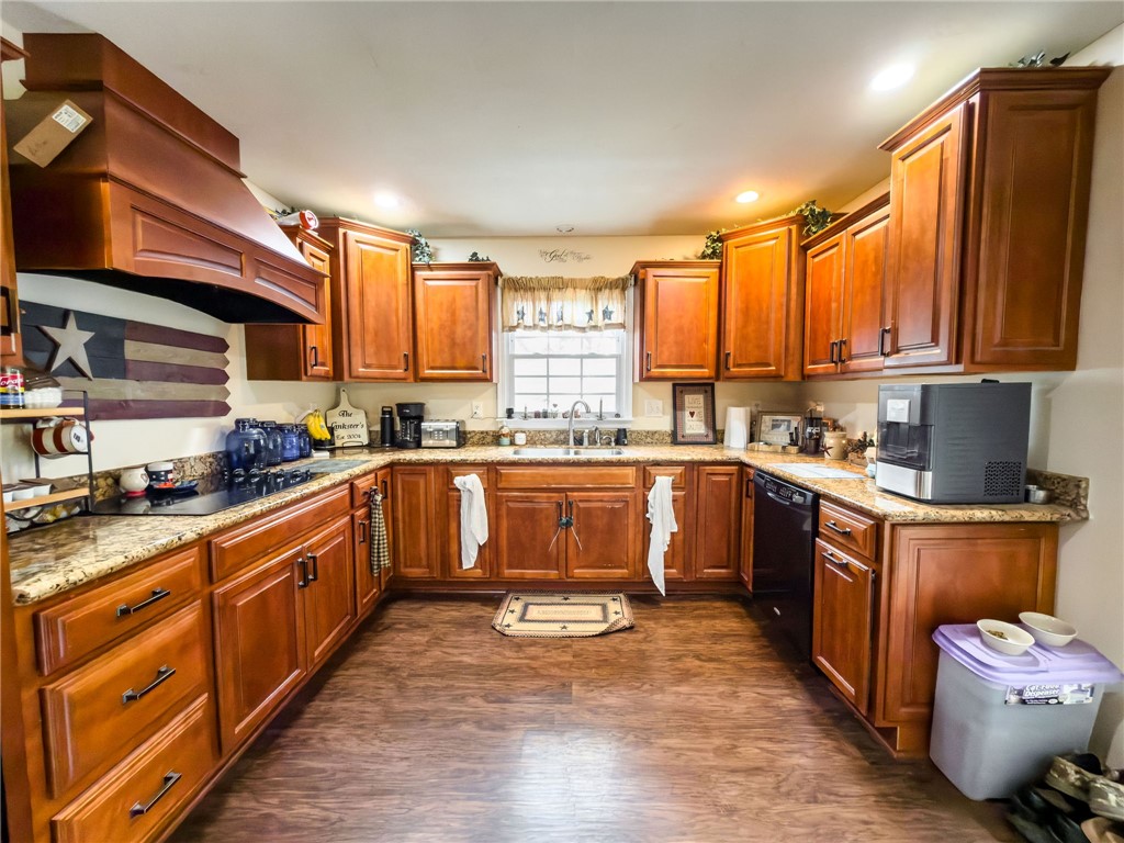 112 Valley Road Property Photo 6