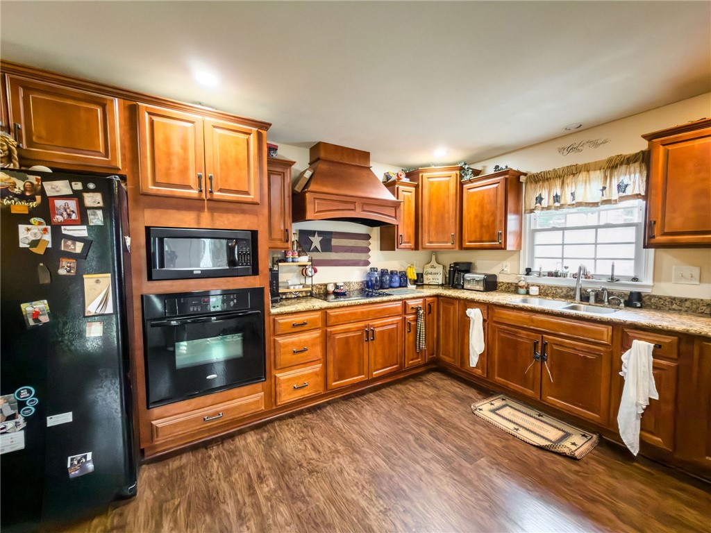 112 Valley Road Property Photo 7