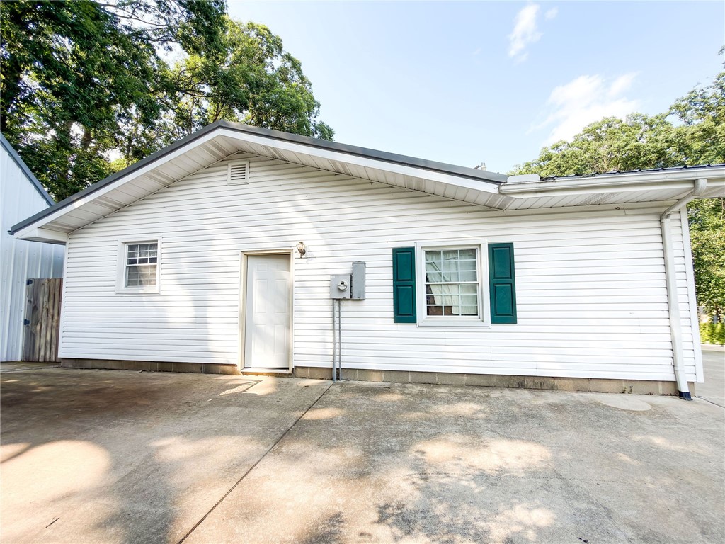 112 Valley Road Property Photo 32