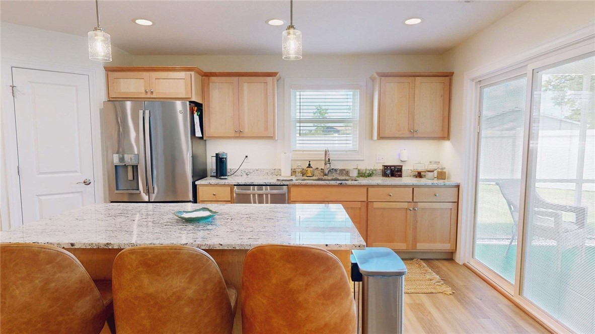 1320 Shea Court Property Photo 4