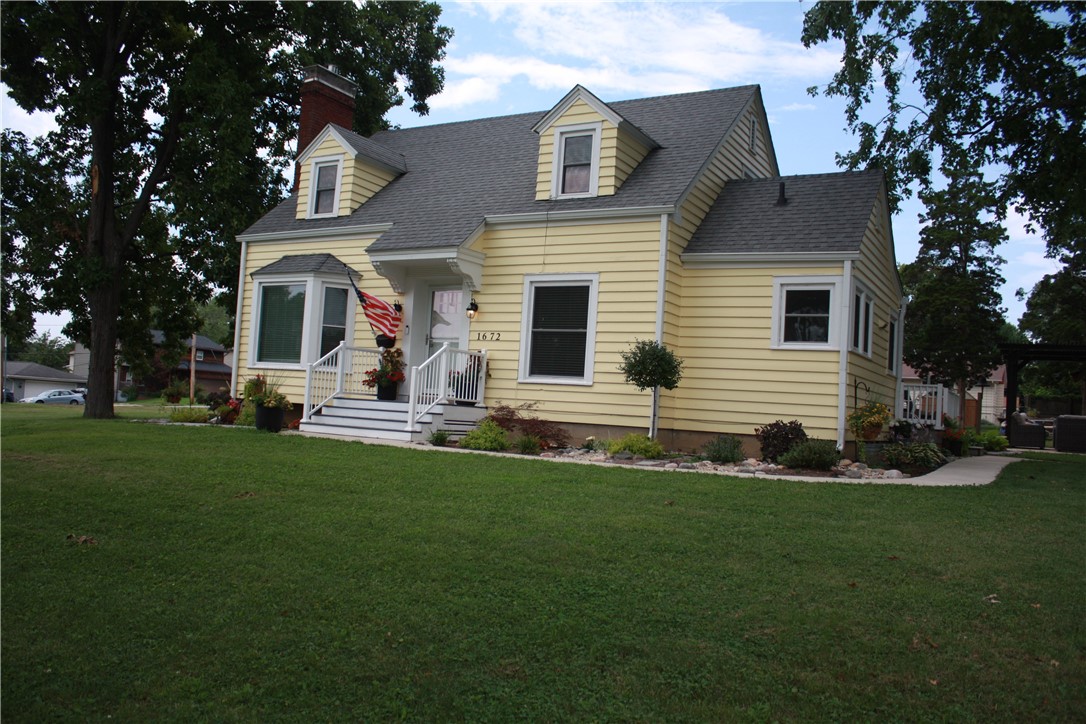 1672 Harrison Avenue Property Photo 2
