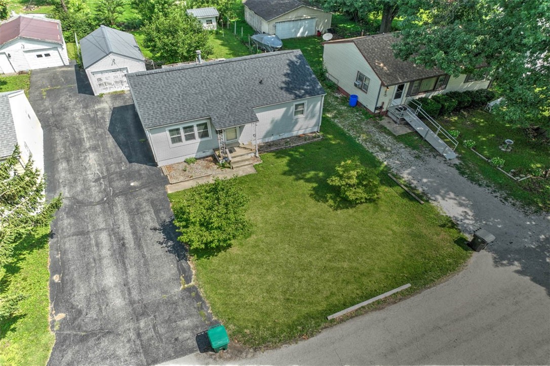 1418 W Cushing Street Property Photo 3