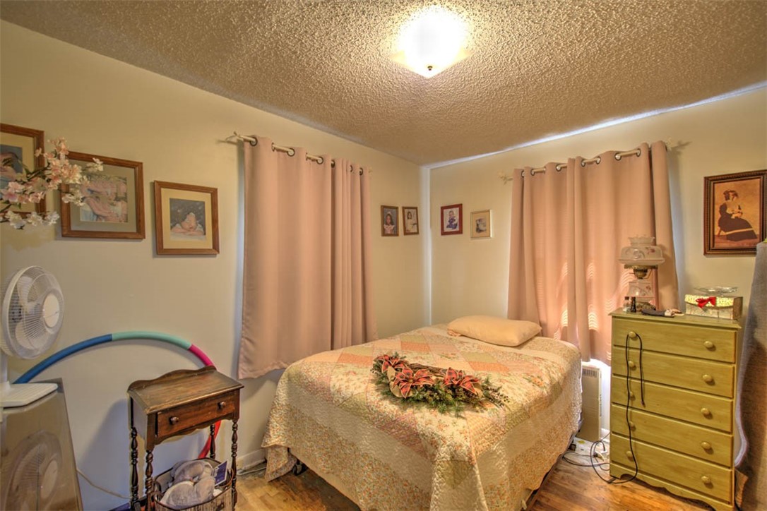 1418 W Cushing Street Property Photo 15