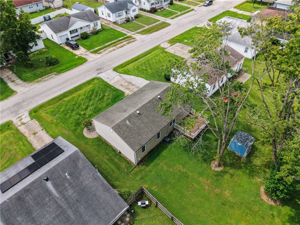516 E Grove Avenue Property Photo 6