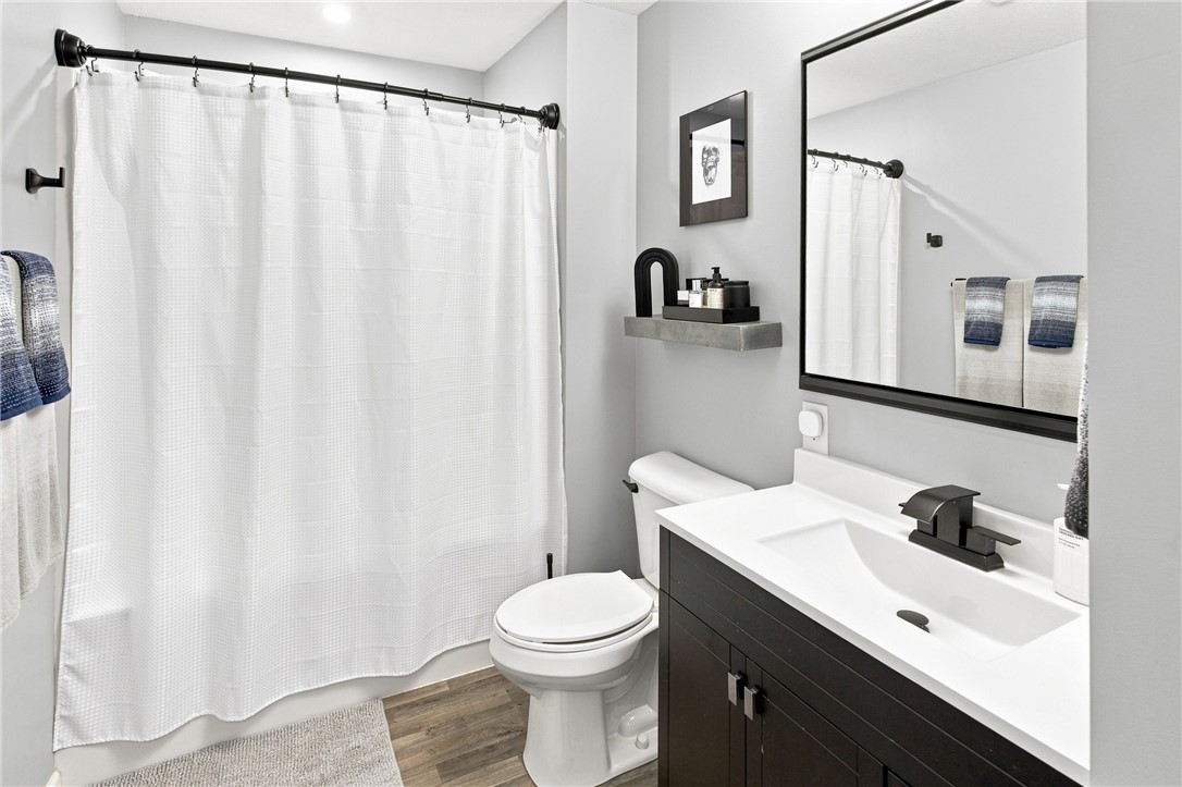 516 E Grove Avenue Property Photo 21