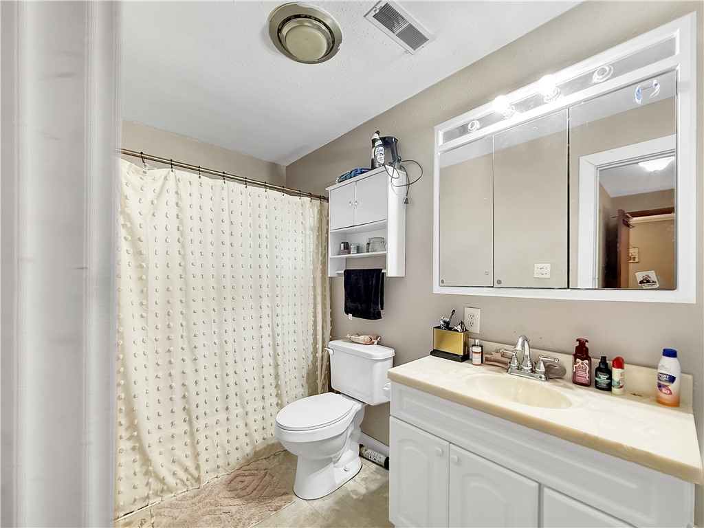 10533 N Hickory Lane Property Photo 10