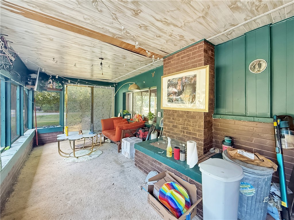 10533 N Hickory Lane Property Photo 12