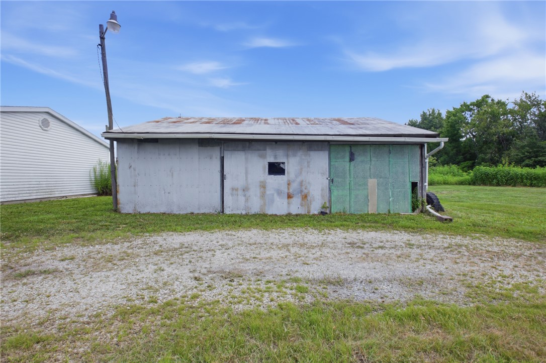 16153 N 250th Street Property Photo 4