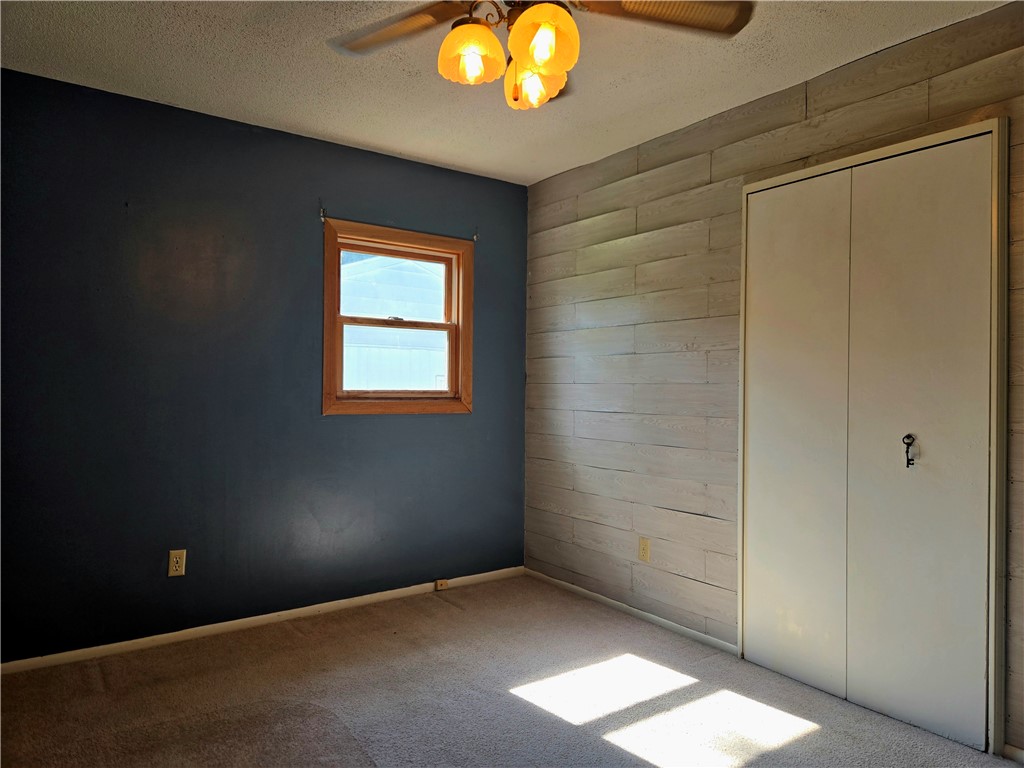 910 Hillside Drive Property Photo 14