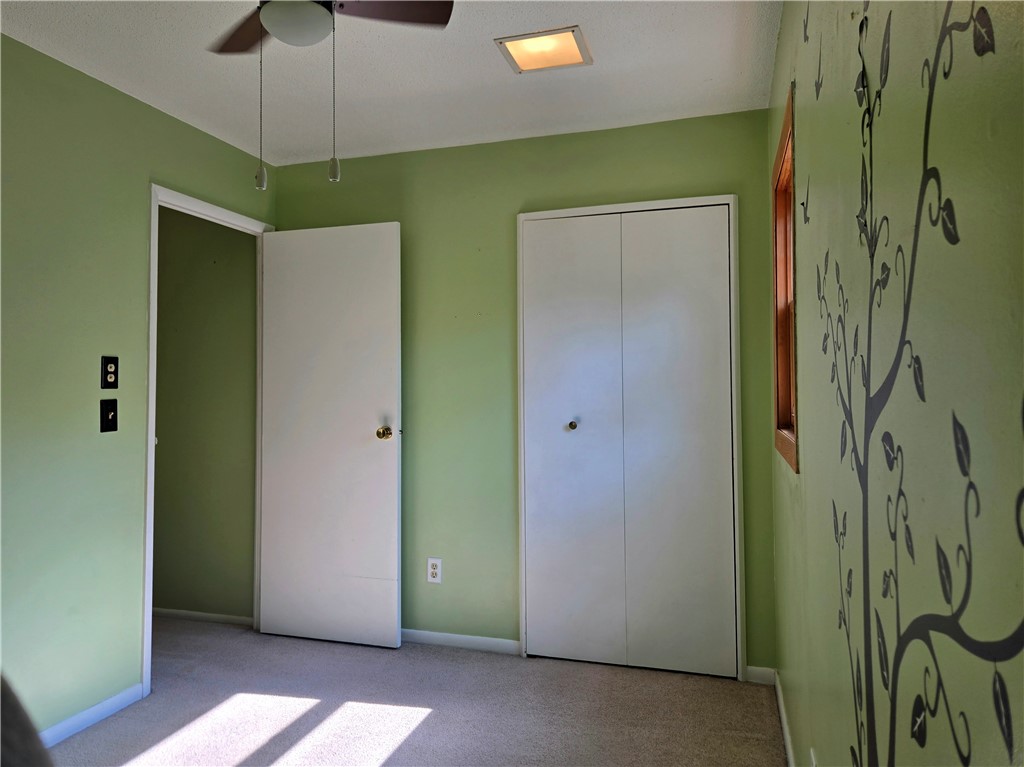 910 Hillside Drive Property Photo 16