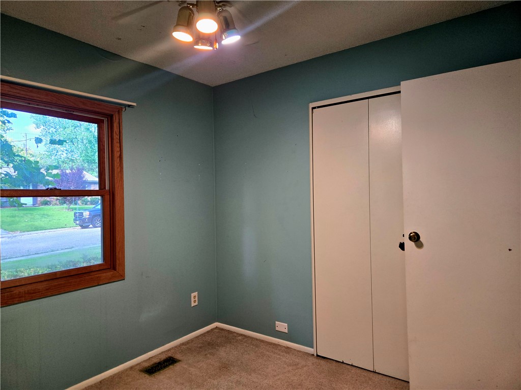 910 Hillside Drive Property Photo 18