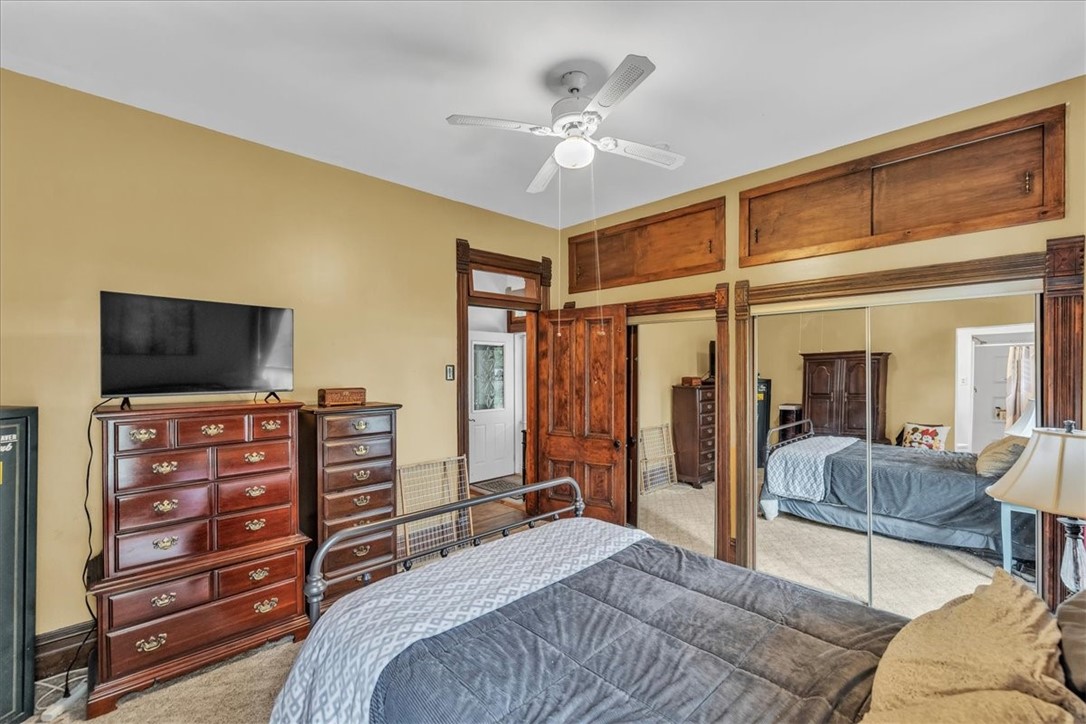 114 N Macon Street Property Photo 15