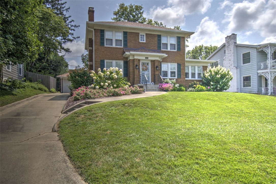 192 S Glencoe Avenue Property Photo 1