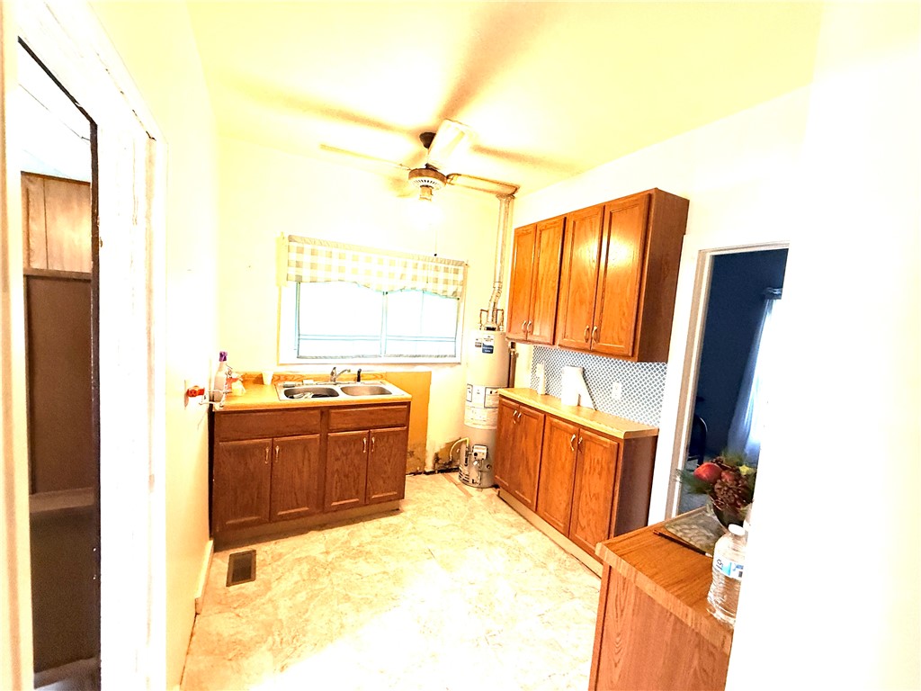 211 3rd Street Property Photo 7
