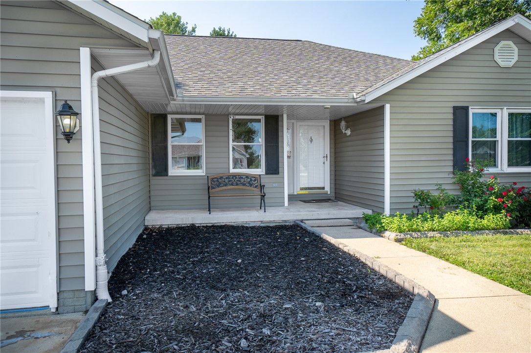 10337 E Kingwood Drive Property Photo 4