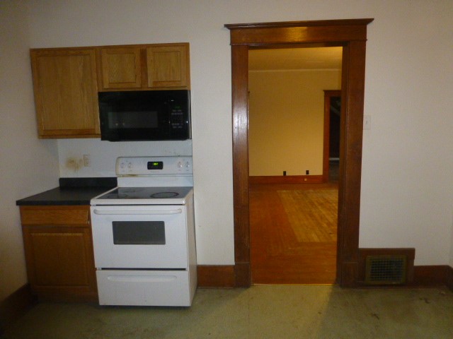 414 Kitchell Street Property Photo 8