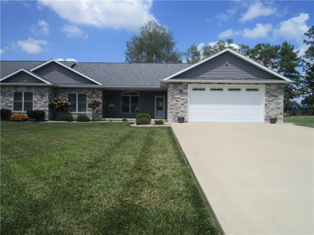 711 Panther Drive Property Photo 2