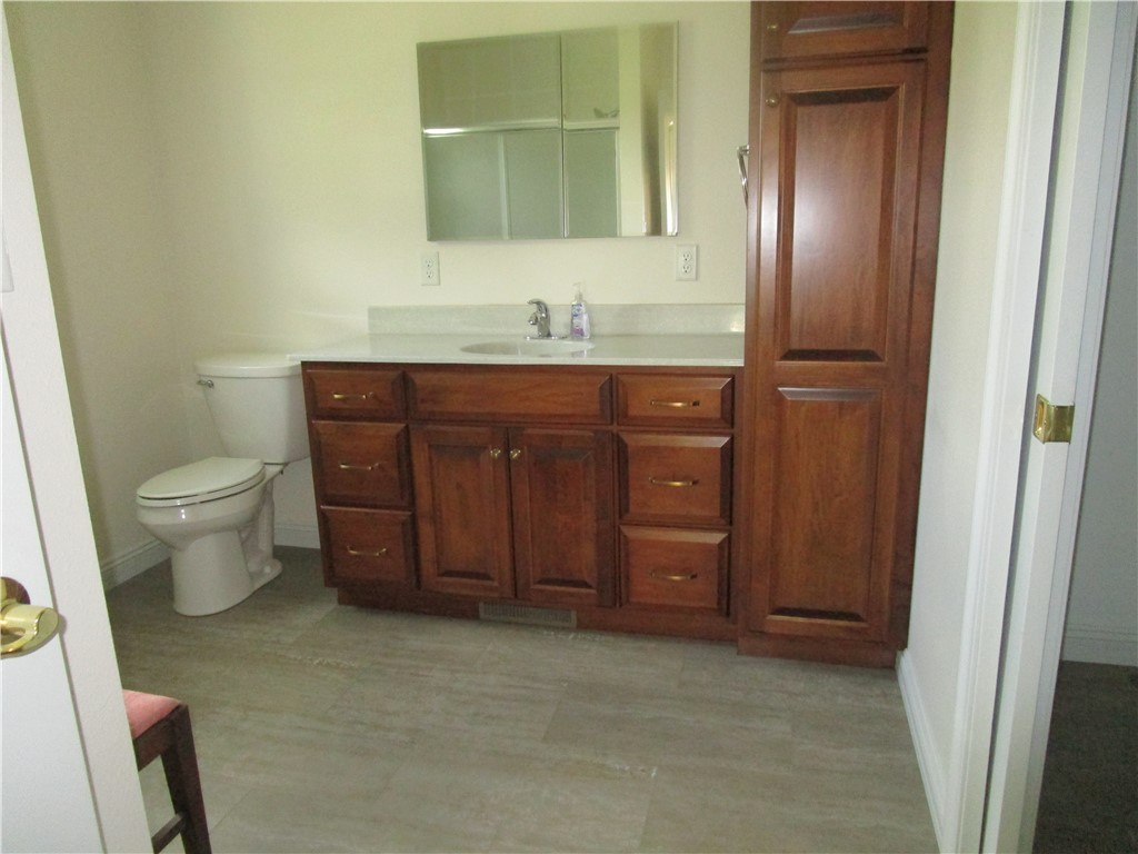711 Panther Drive Property Photo 8