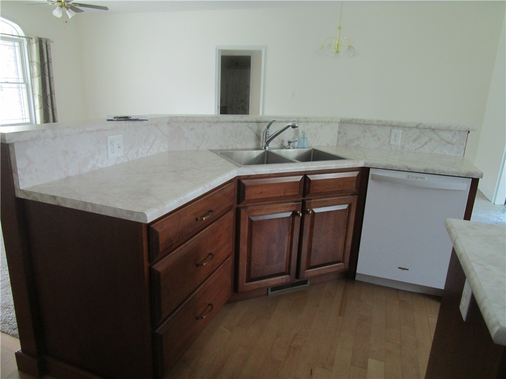 711 Panther Drive Property Photo 14