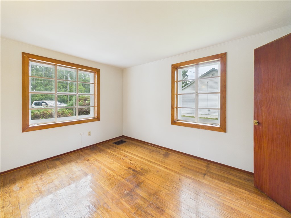 1121 Wilkin Road Property Photo 7