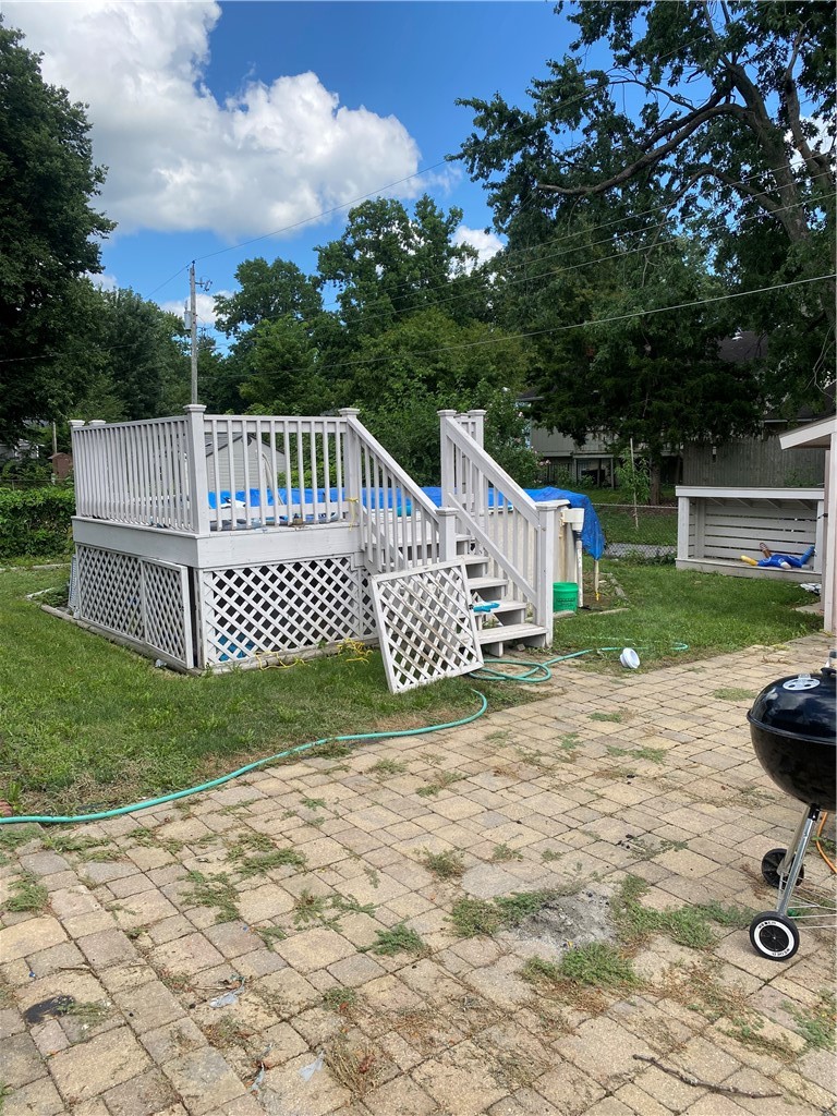 2711 Maplewood Drive Property Photo 12