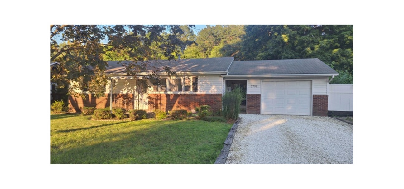 3701 Crestwood Circle Drive Property Photo 1