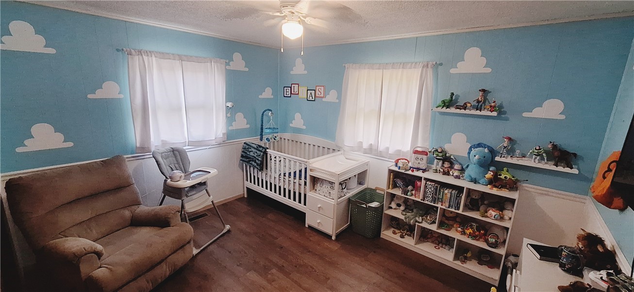 3701 Crestwood Circle Drive Property Photo 10