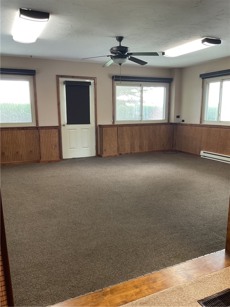 710 Warren Street Property Photo 16