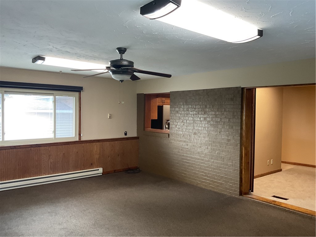 710 Warren Street Property Photo 17