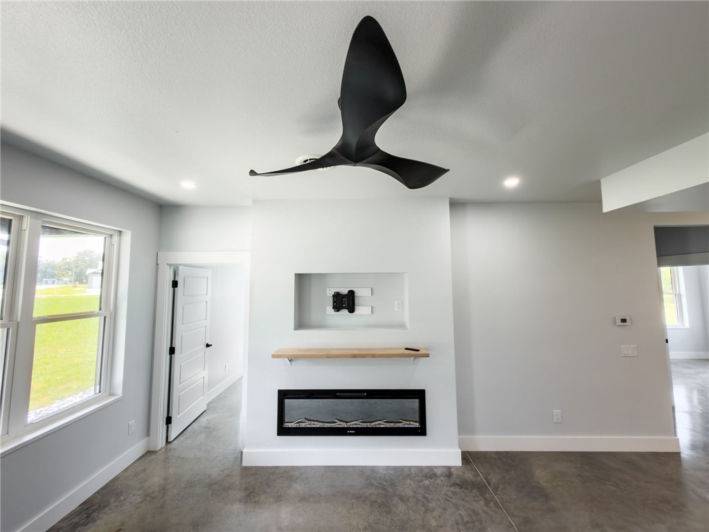 509 E Iowa Street Property Photo 5