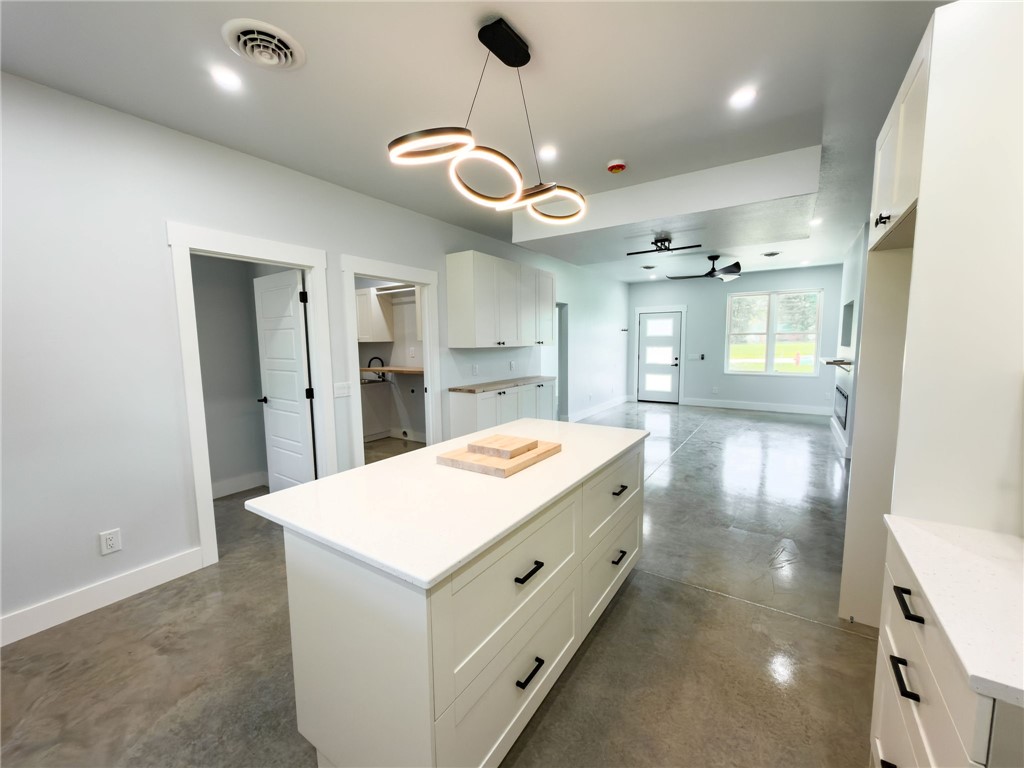 509 E Iowa Street Property Photo 11