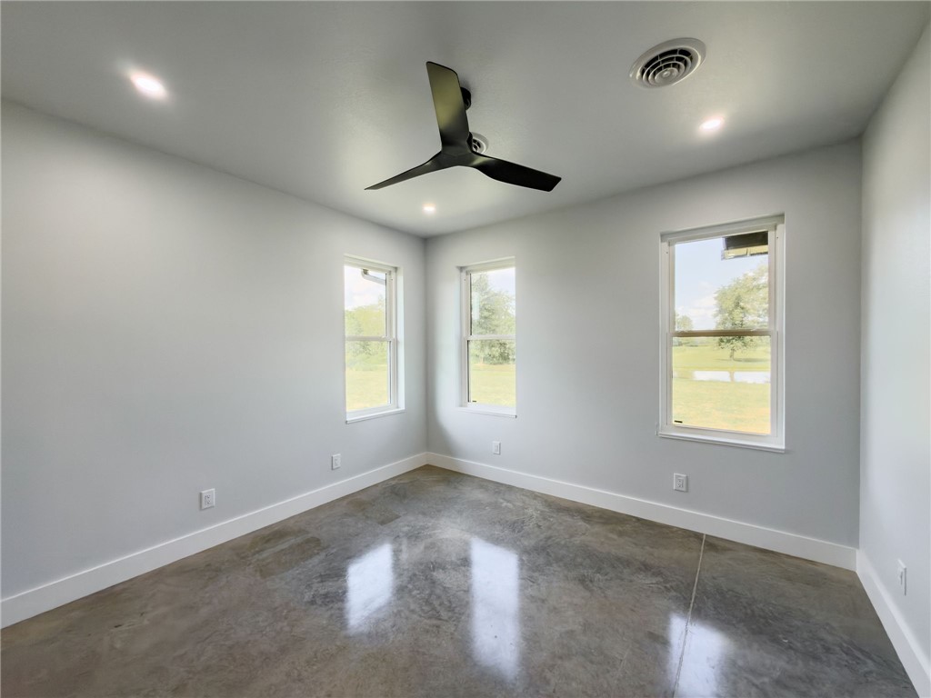 509 E Iowa Street Property Photo 14