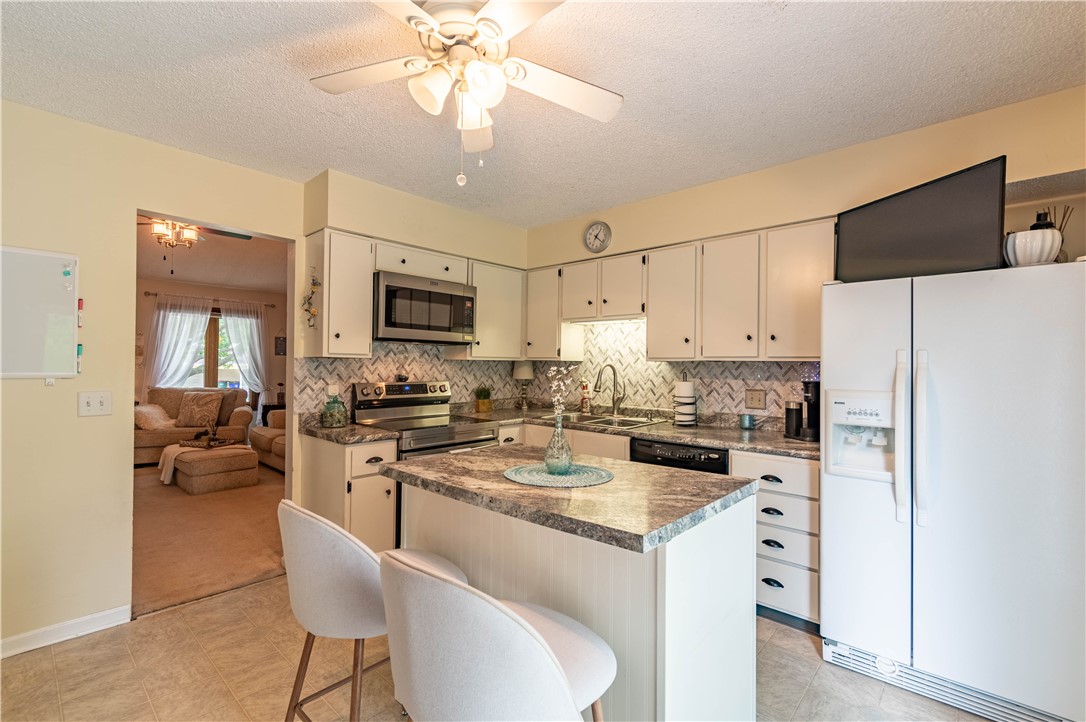 2893 Grove Court Property Photo 8