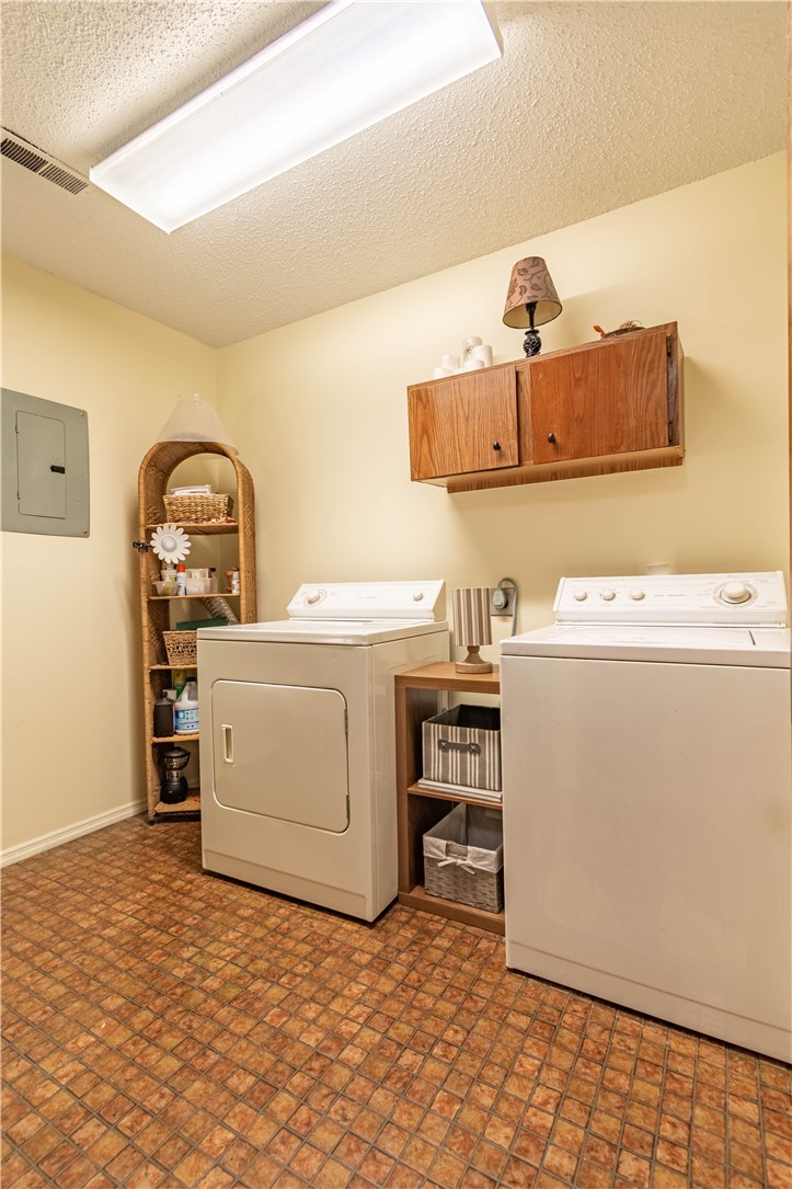 2893 Grove Court Property Photo 15