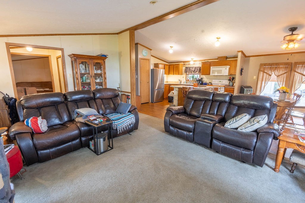 632 Lucas Lane Property Photo 10