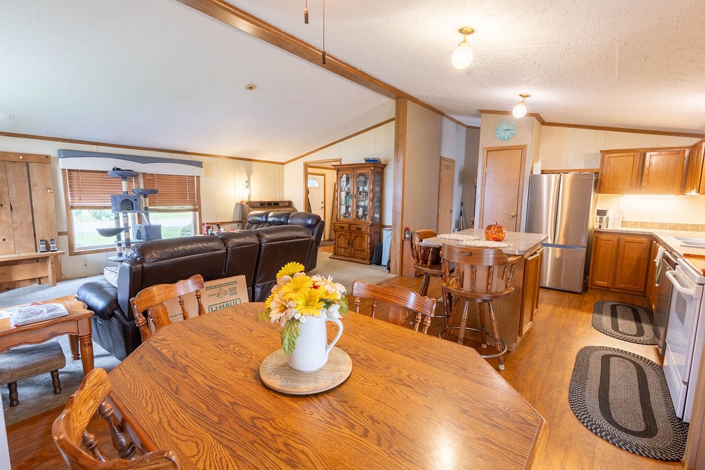 632 Lucas Lane Property Photo 12