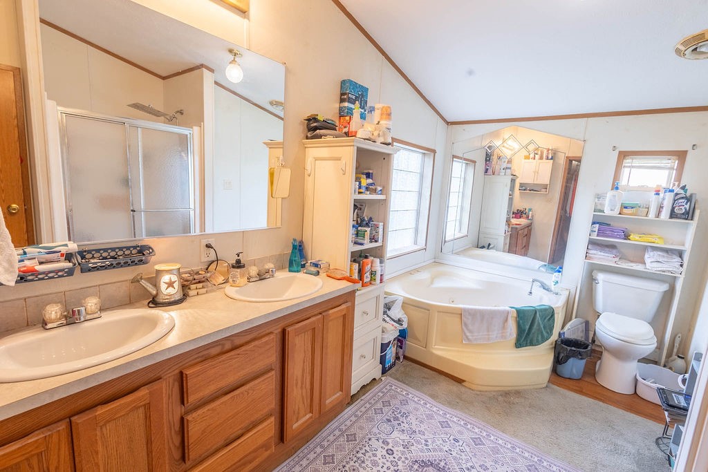 632 Lucas Lane Property Photo 16