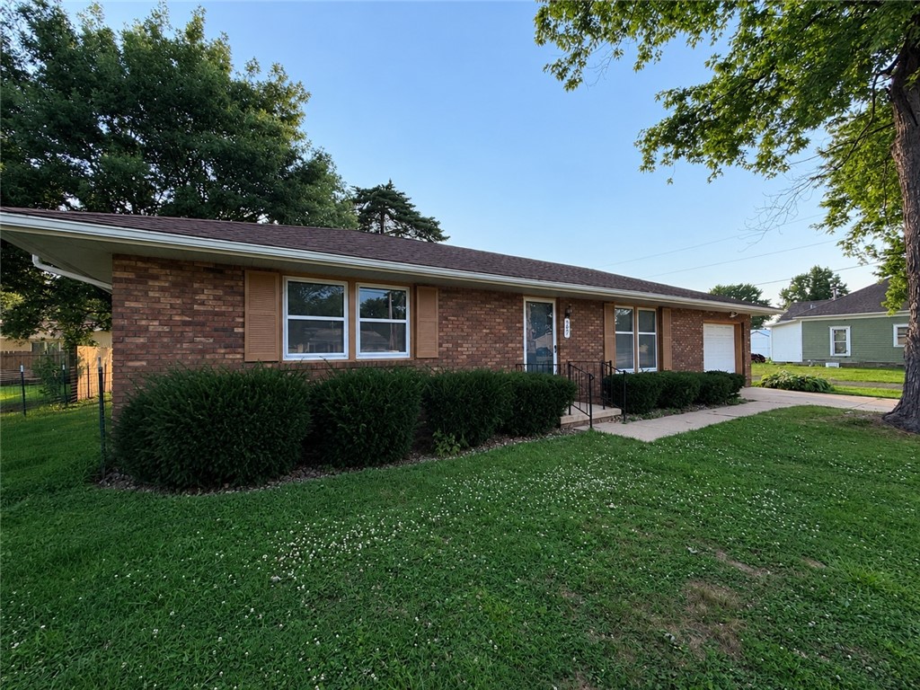 307 S Mill Street Property Photo 1