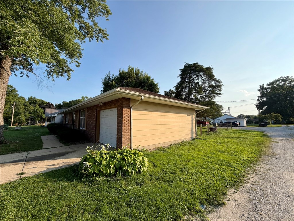 307 S Mill Street Property Photo 4