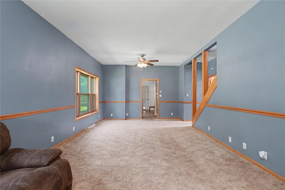 302 S Olmstead Street Property Photo 9