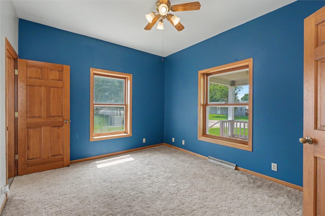302 S Olmstead Street Property Photo 25