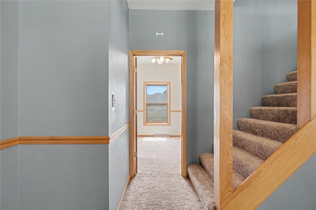 302 S Olmstead Street Property Photo 28