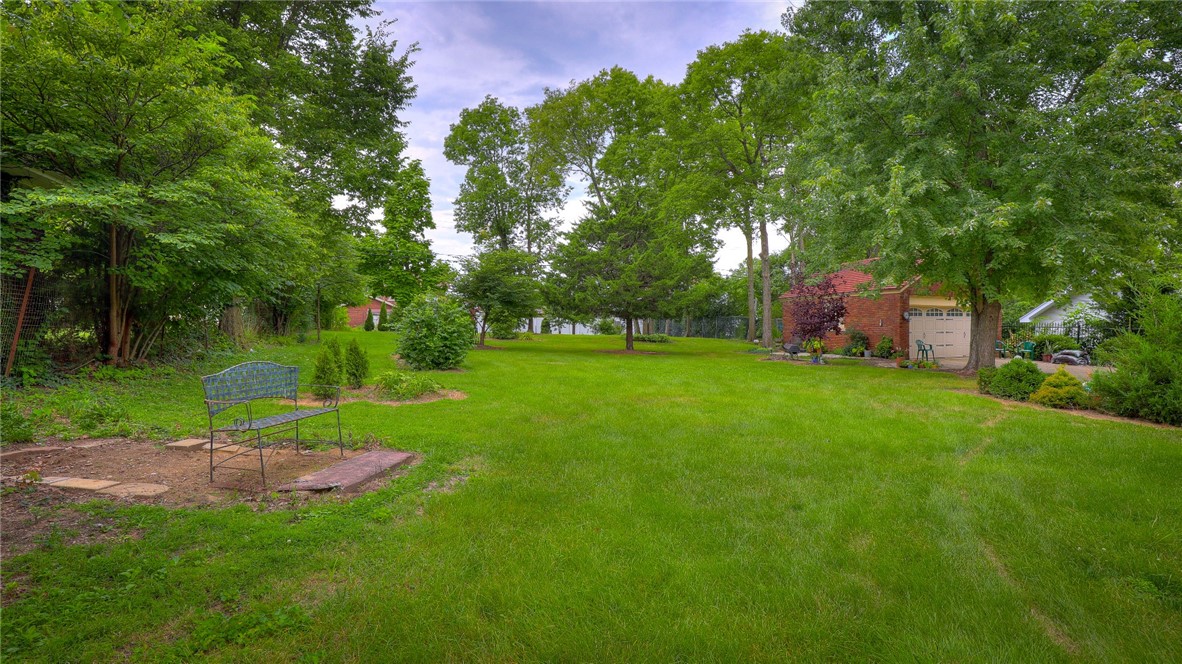 165 N Park Place Property Photo 37