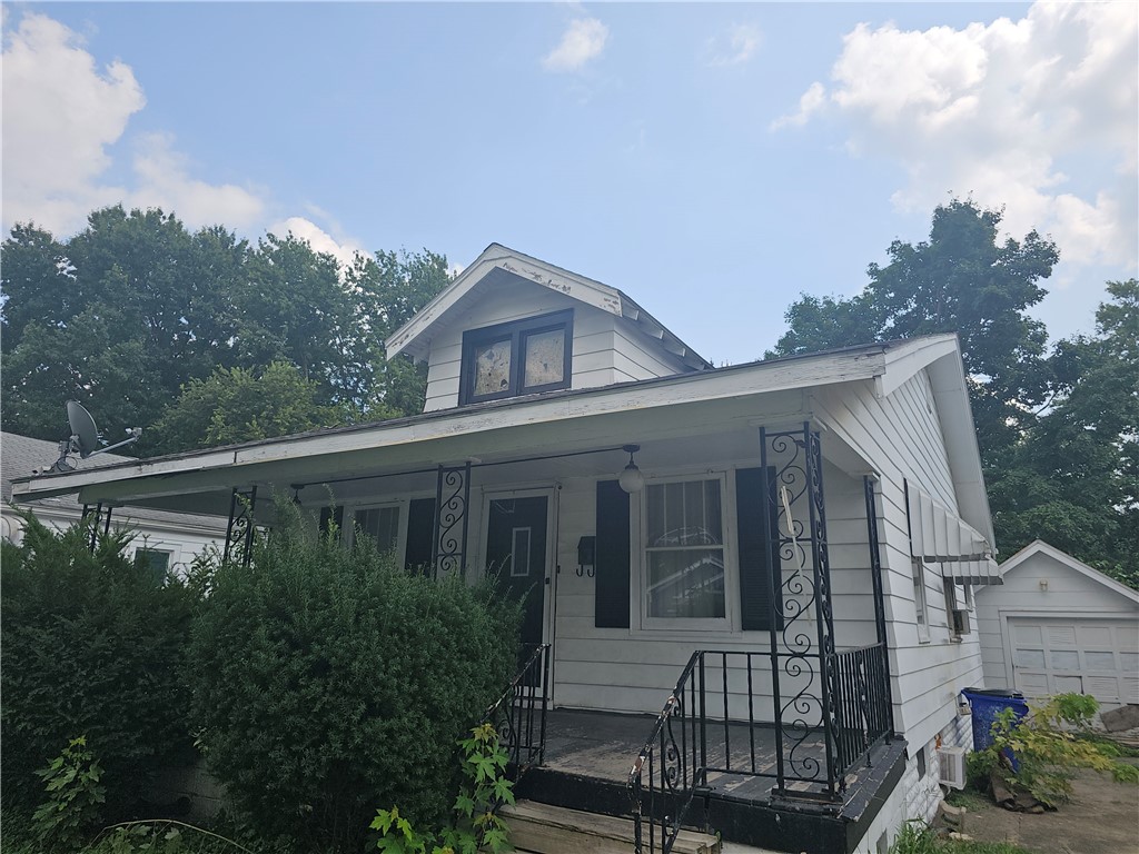 1545 Walnut Street Property Photo 4