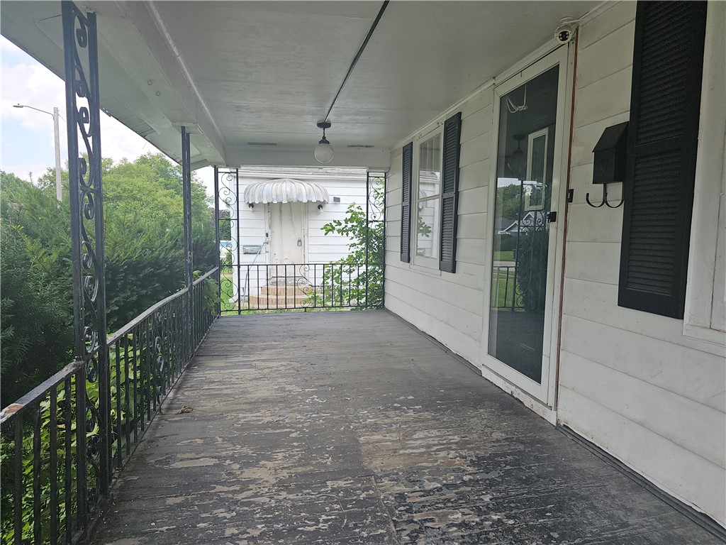 1545 Walnut Street Property Photo 5