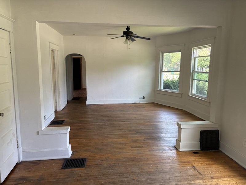 2800 Pine Avenue Property Photo 6